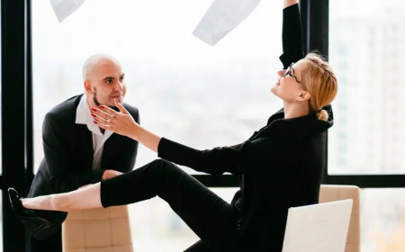 ¿Sigues ganando lo mismo de hace tres años? Aquí está la guía para negociar tu sueldo sin que te tiemble la voz